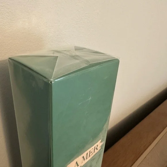 La Mer The Hand Treatment — 3.4 oz / 100 ml - Picture 2 of 3